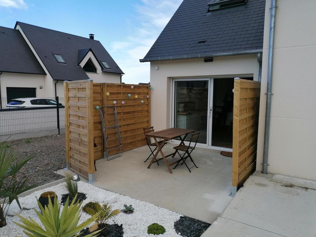 Apartment Les Pommiers Duplex Cosy Confort Dans Maison Neuve Avec Terrasse Entree Independante 5 Mn De Bayeux Et 10 Mn Du Debarquement